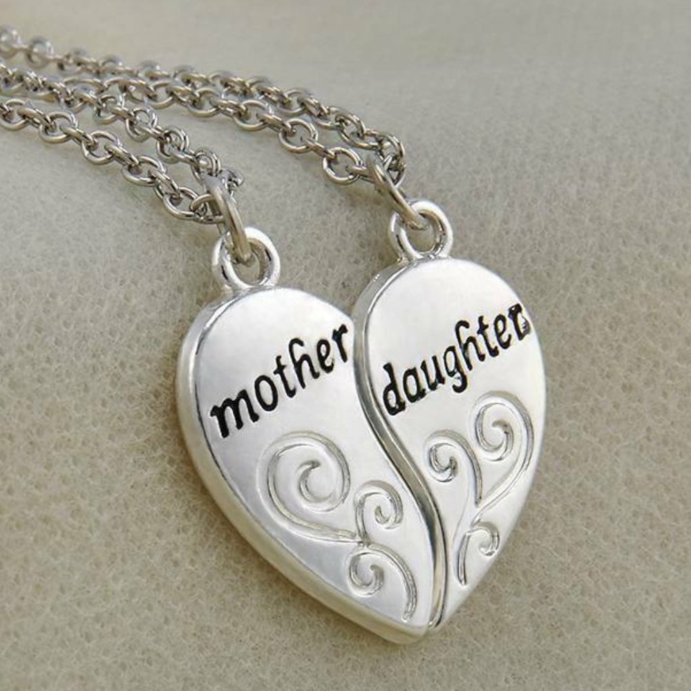 Mother & Daughter Matching Heart Pendants NWT - Picture 1 of 1